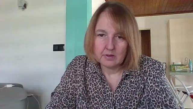 Sandcoq online show from April 2026 10:33:01 AM