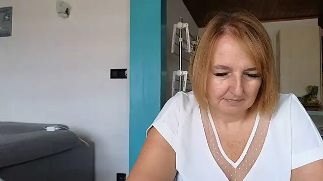 Snapshot of Sandcoq chatting on July 2026 09:14:01 AM Sandcoq online show from July 2026 09:14:01 AM