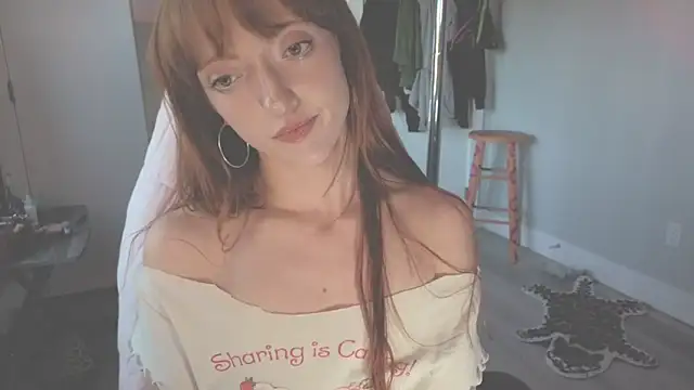 foxxyyyred online show from May 2026 02:31:01 AM