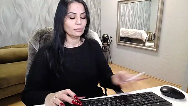 Sara Poison online show from November 2025 03:28:01 AM