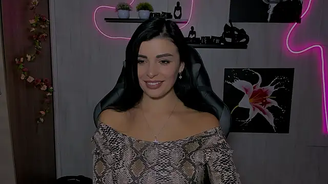 KayWuds online show from December 2024 10:44:02 AM