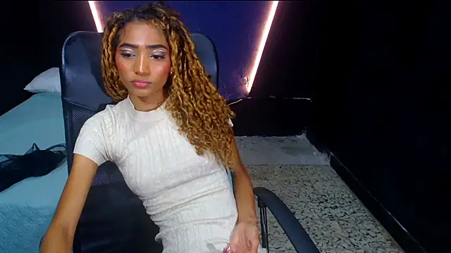 Charlotte Love10 online show from January 2025 03:48:02 AM