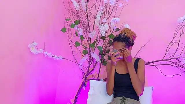 Charlotte Love10 online show from March 2026 11:38:01 AM