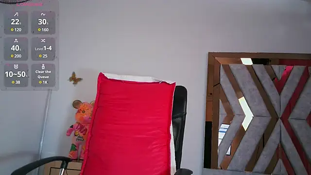 littleayshel online show from January 2025 08:51:01 PM