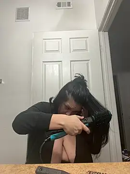 AlyssiaAmoreXO online show from February 2026 04:57:02 PM