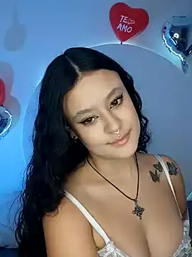 Snapshot of angel_witch chatting on February 2025 02:48:02 PM angel witch online show from February 2025 02:48:02 PM