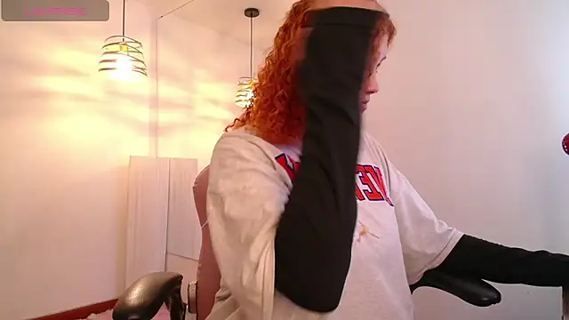 Snapshot of Missbrave1 chatting on December 2024 05:29:02 PM Missbrave1 online show from December 2024 05:29:02 PM