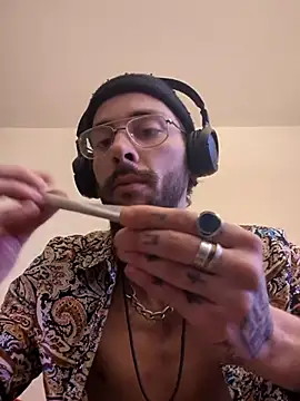 casualtimepassenger online show from February 2025 12:47:01 PM