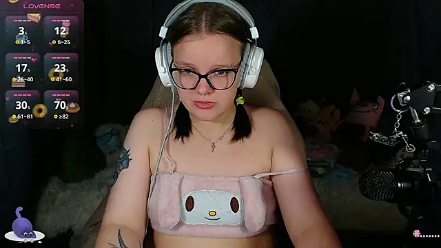 DivaMarisa online show from September 2025 11:02:01 AM