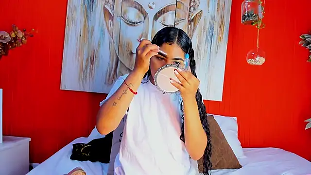 ashly collin9 online show from September 2025 11:54:02 AM