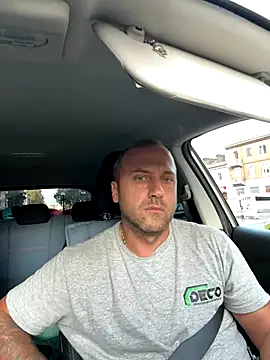 Snapshot of Lecatore80 chatting on October 2025 03:42:01 PM Lecatore80 online show from October 2025 03:42:01 PM