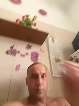 Snapshot of Lecatore80 chatting on June 2026 12:22:01 PM Lecatore80 online show from June 2026 12:22:01 PM