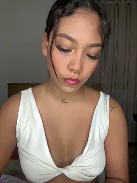 AbbieJons online show from January 2025 11:43:02 PM