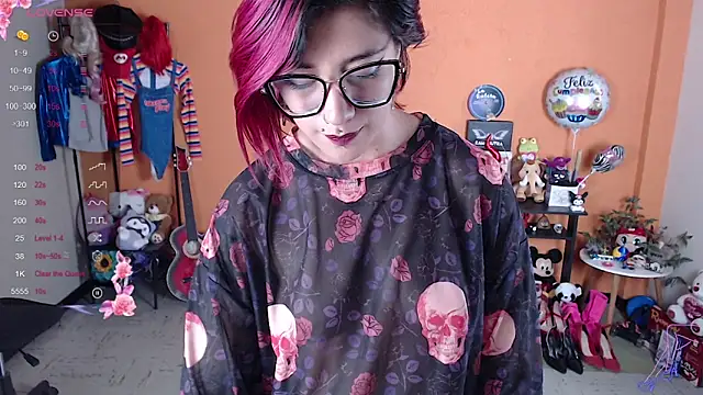 Snapshot of MissMiia2 chatting on December 2024 03:54:02 PM MissMiia2 online show from December 2024 03:54:02 PM