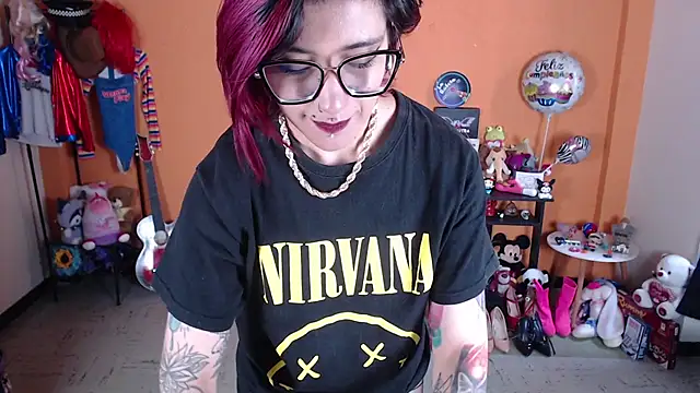 Snapshot of MissMiia2 chatting on January 2025 03:18:02 PM MissMiia2 online show from January 2025 03:18:02 PM