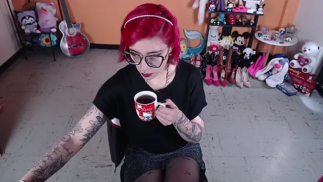 Snapshot of MissMiia2 chatting on February 2025 04:36:01 PM MissMiia2 online show from February 2025 04:36:01 PM