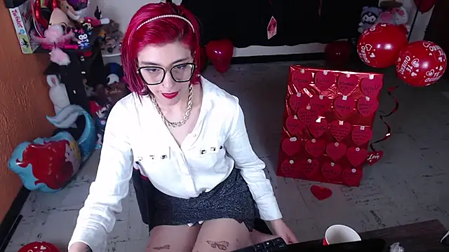 Snapshot of MissMiia2 chatting on February 2025 04:33:02 PM MissMiia2 online show from February 2025 04:33:02 PM