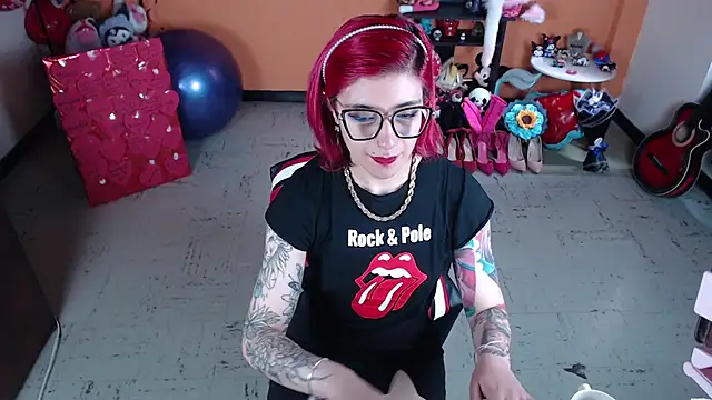 Snapshot of MissMiia2 chatting on March 2025 01:18:02 PM MissMiia2 online show from March 2025 01:18:02 PM