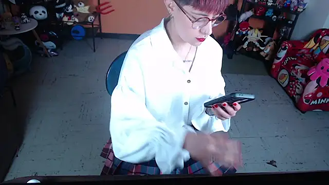 MissMiia2 online show from July 2026 10:40:01 AM