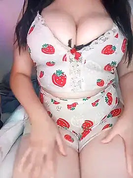 Rawan-The-Queen online show from November 2025 02:02:02 AM