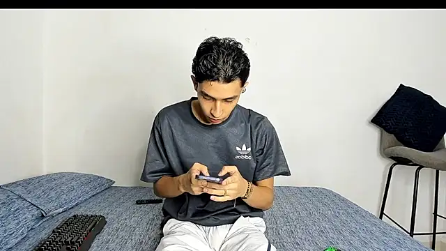 evanscollins online show from February 2026 11:41:02 PM