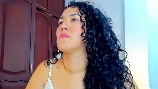 Snapshot of kathyajhonss chatting on January 2025 10:41:02 PM kathyajhonss online show from January 2025 10:41:02 PM