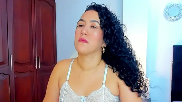 Snapshot of kathyajhonss chatting on January 2025 11:18:01 PM kathyajhonss online show from January 2025 11:18:01 PM