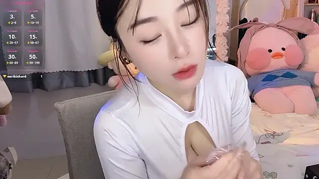 Carly 1 online show from February 2025 10:52:01 AM