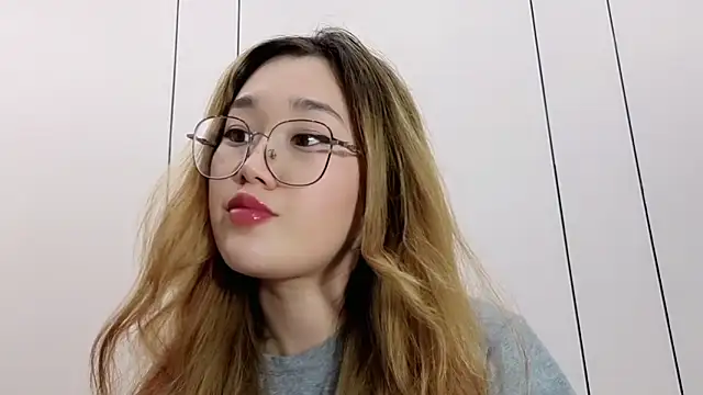 Jennatyan online show from January 2026 01:38:02 PM