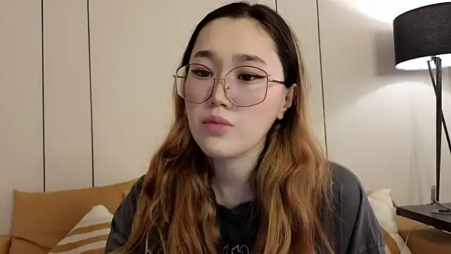 Jennatyan online show from March 2026 11:33:02 AM