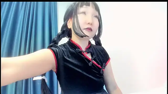 himeros goddess online show from September 2025 11:34:01 AM