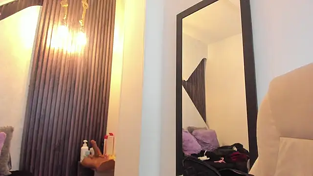 laurin clauz  online show from January 2025 10:16:02 PM