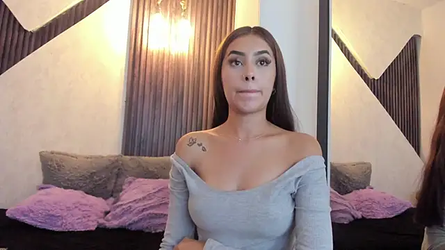 laurin clauz  online show from January 2025 10:02:01 PM