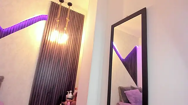 laurin clauz  online show from March 2025 06:33:02 PM