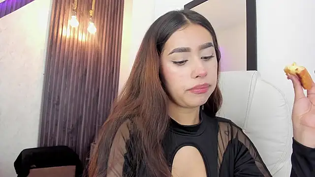 laurin clauz  online show from September 2025 03:46:01 PM