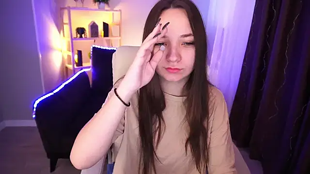 Snapshot of ElysLunar chatting on January 2025 07:03:01 AM ElysLunar online show from January 2025 07:03:01 AM