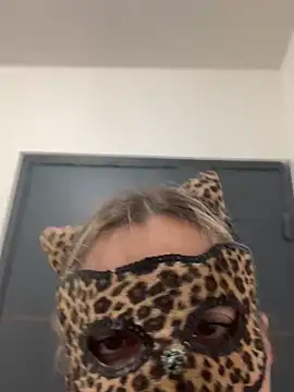 Lyannabuena69 online show from February 2025 02:47:02 AM