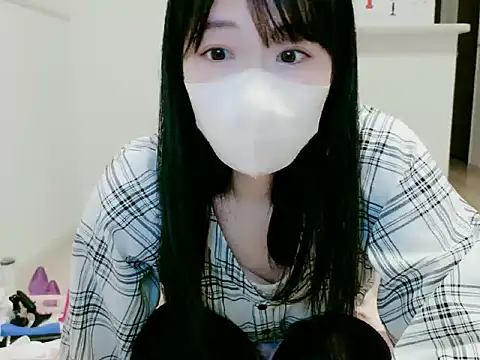 Snapshot of IORio2 chatting on October 2025 05:35:02 PM IORio2 online show from October 2025 05:35:02 PM