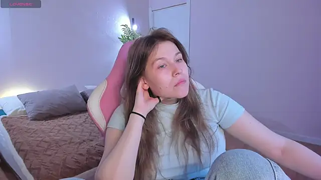 Colleen Blake online show from November 2025 05:03:01 PM