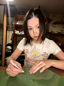 Snapshot of lalallalalaa- chatting on October 2025 06:08:02 PM lalallalalaa- online show from October 2025 06:08:02 PM