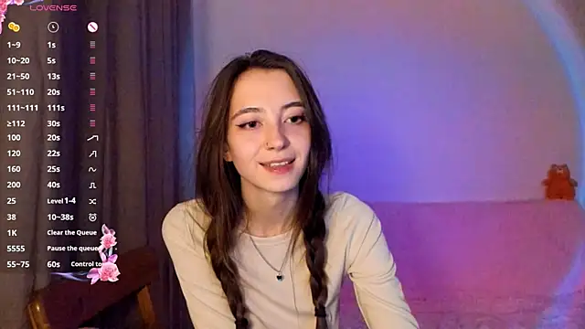 Snapshot of EvaBradley chatting on September 2025 06:31:02 PM EvaBradley online show from September 2025 06:31:02 PM