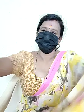 Snapshot of akshara_22 chatting on December 2024 04:43:01 PM akshara 22 online show from December 2024 04:43:01 PM