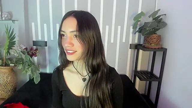 Scarlett  Fox   online show from November 2025 11:11:01 AM