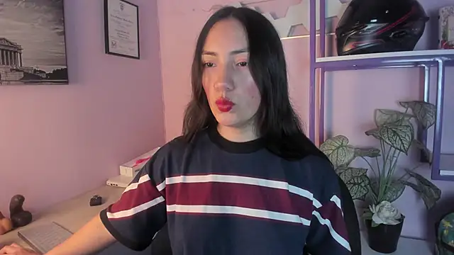 Scarlett  Fox   online show from April 2026 11:33:02 AM