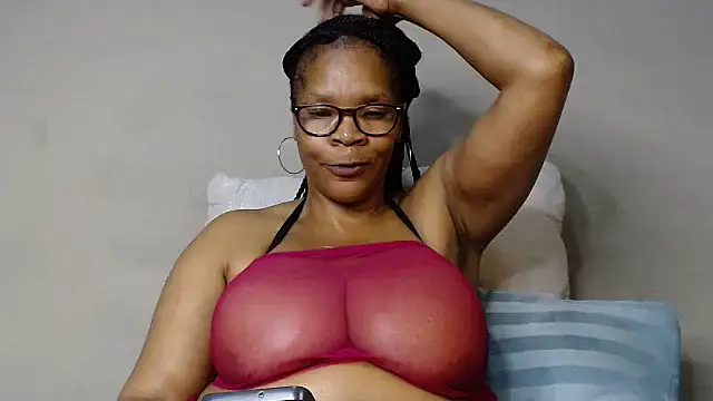 Snapshot of BustyMelonssXXXX chatting on February 2025 08:58:01 AM BustyMelonssXXXX online show from February 2025 08:58:01 AM