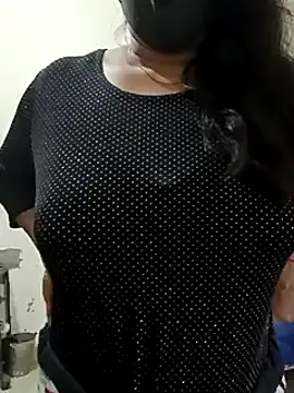 Anamika Kapoor online show from January 2025 06:59:01 AM