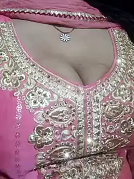 Anamika Kapoor online show from March 2025 08:10:02 PM