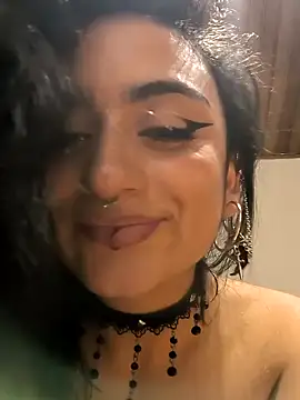Snapshot of Lila_Desiree chatting on December 2024 04:23:02 AM Lila Desiree online show from December 2024 04:23:02 AM