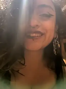 Snapshot of Lila_Desiree chatting on December 2024 04:31:02 AM Lila Desiree online show from December 2024 04:31:02 AM