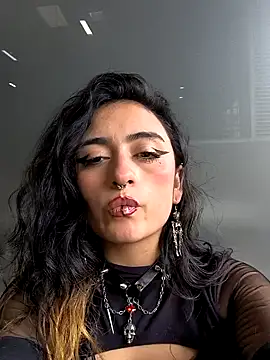 Snapshot of Lila_Desiree chatting on January 2025 10:24:01 PM Lila Desiree online show from January 2025 10:24:01 PM
